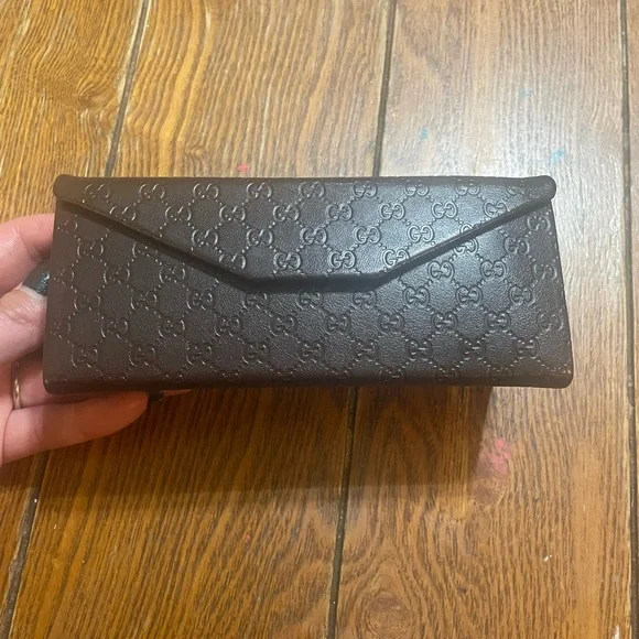 Gucci | Accessories | Gucci Brown Eyeglass Trifold Glasses  display picture 3